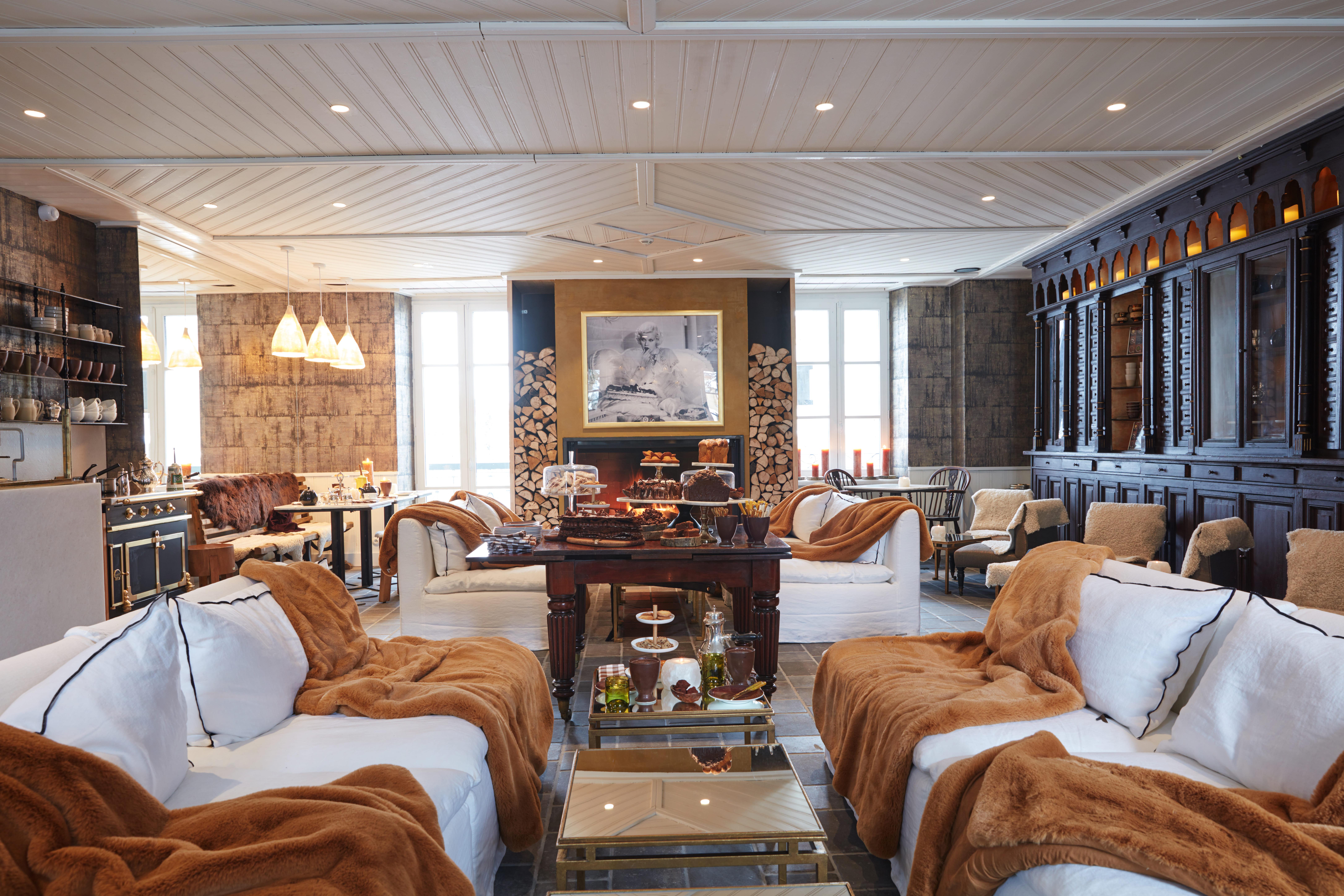 Grand Hotel Soleil D'Or 梅杰夫 外观 照片
